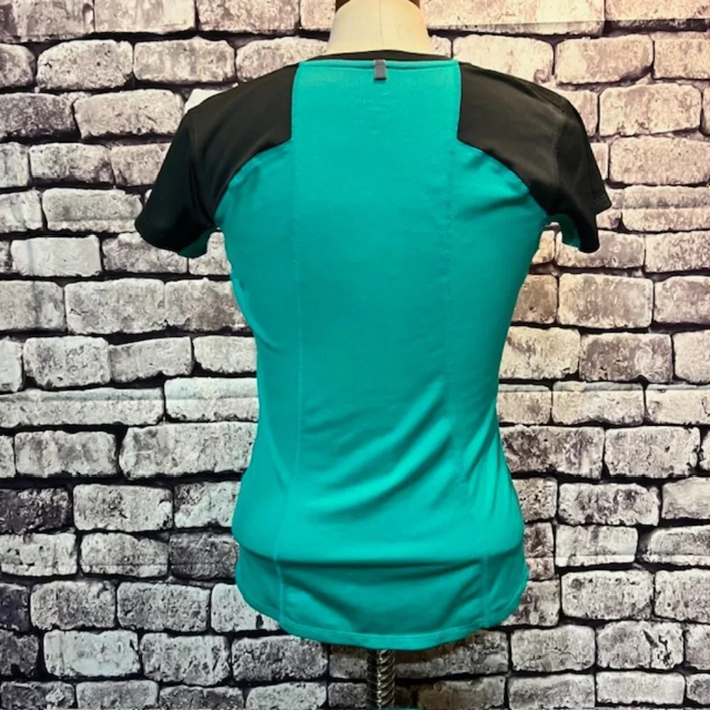 Nike Dri-Fit Running Top Size Small
